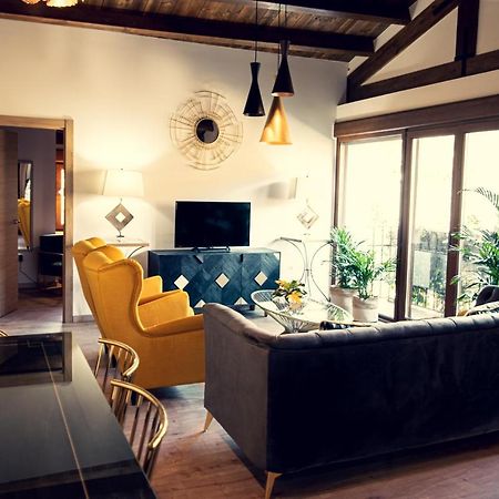 Apartamentos En El Valle Del Jerte Flores Para Angela Cabezuela Del Valle Εξωτερικό φωτογραφία