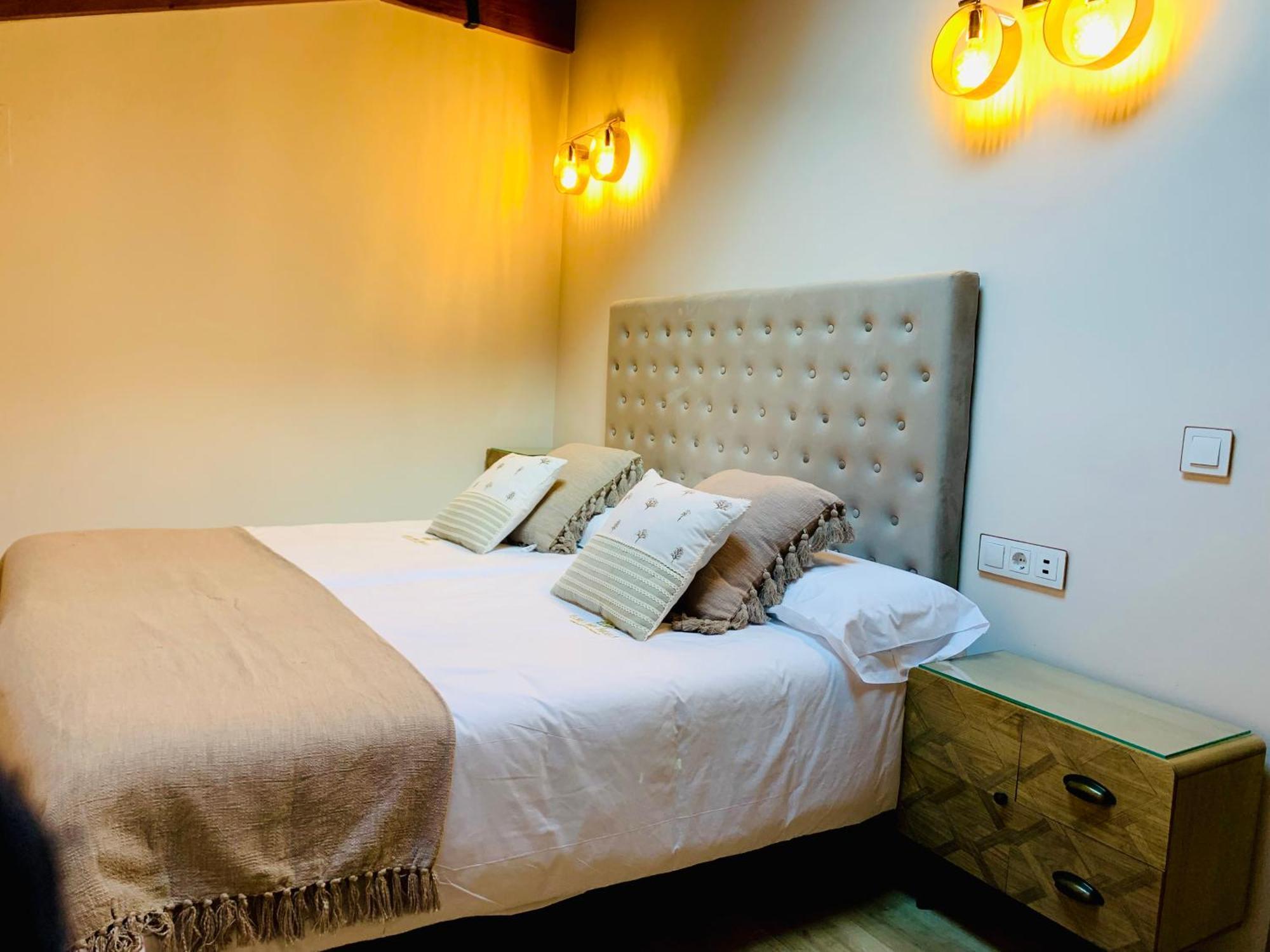 Apartamentos En El Valle Del Jerte Flores Para Angela Cabezuela Del Valle Εξωτερικό φωτογραφία